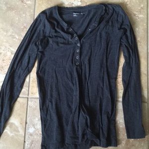 ❗️Last Chance❗️Gap Maternity nursing shirt